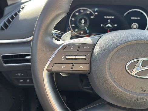 Used 2022 Hyundai Sonata Limited image 15