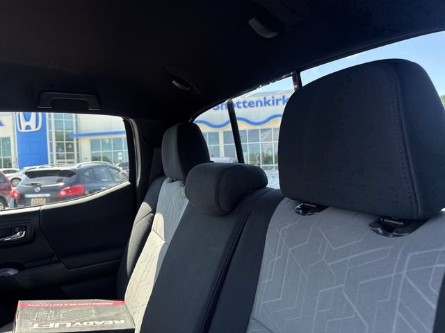 Used 2023 Toyota Tacoma TRD Sport w/ Advanced Technology Package AWD/4WD image 25