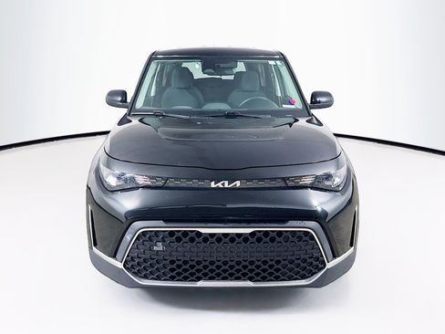 Used 2023 Kia Soul LX w/ LX Technology Package FWD image 3