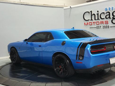 Used 2016 Dodge Challenger SRT Hellcat RWD image 8