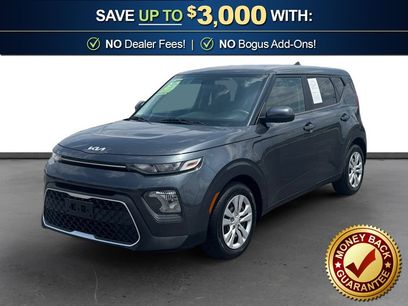 Used 2022 Kia Soul LX