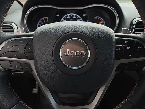 Used 2019 Jeep Grand Cherokee Trailhawk AWD/4WD image 19