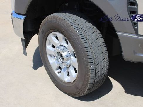 Used 2024 Ford F250 XLT AWD/4WD image 9