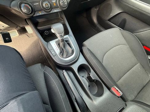 Used 2022 Kia Forte LXS image 26