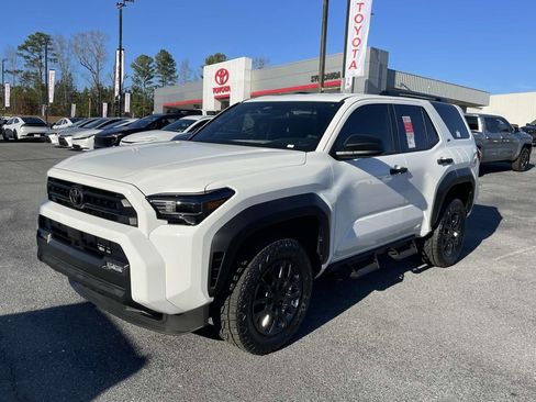 New 2025 Toyota 4Runner SR5 image 5