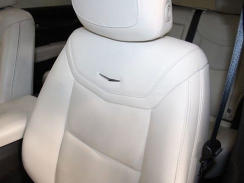 Certified 2024 Cadillac XT5 Sportv w/ Technology Package AWD/4WD image 10