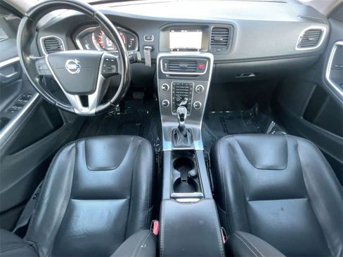 Used 2016 Volvo S60 T5 Premier image 26