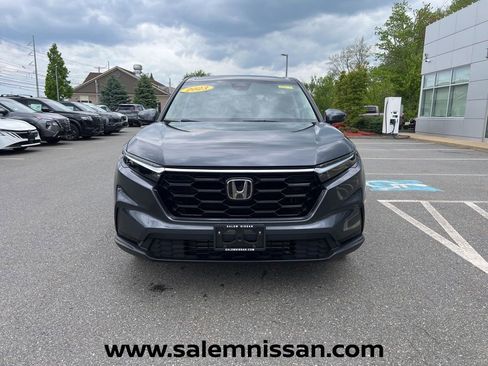 Used 2023 Honda CR-V EX image 2