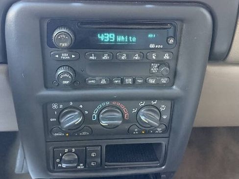 Used 2003 Chevrolet Venture LS w/ Convenience Package FWD image 15