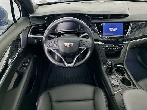 Used 2025 Cadillac XT6 Premium Luxury w/ LPO, Floor Liner Package image 10