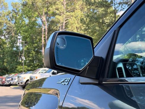 Used 2018 GMC Sierra 1500 SLT AWD/4WD image 15