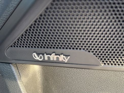 Used 2016 Hyundai Sonata Limited w/ Option Group 05 image 17