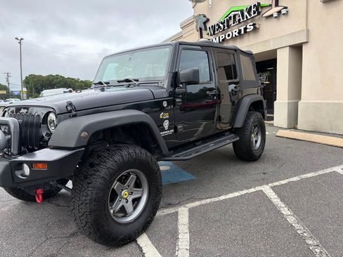 Used 2012 Jeep Wrangler Unlimited Sport AWD/4WD image 14