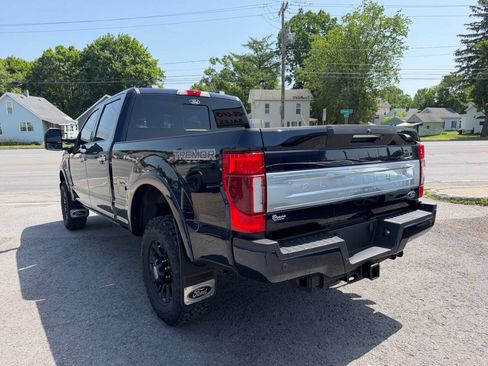 Used 2021 Ford F350 Platinum w/ Tremor Off-Road Package AWD/4WD image 3