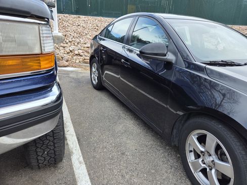 Used 2012 Chevrolet Cruze LT image 4