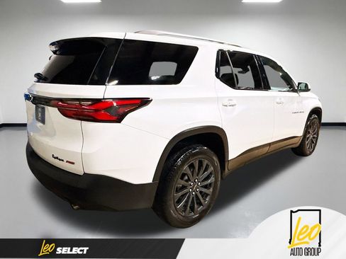 Used 2023 Chevrolet Traverse RS w/ LPO, Floor Liner Package AWD/4WD image 8