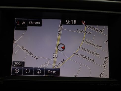 Used 2018 Toyota RAV4 Platinum FWD image 25