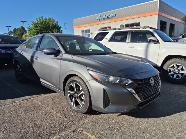 Used 2025 Nissan Sentra SV FWD image 2