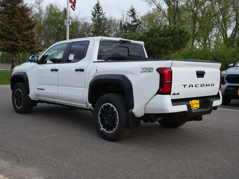 New 2026 Toyota Tacoma TRD Off-Road AWD/4WD image 3