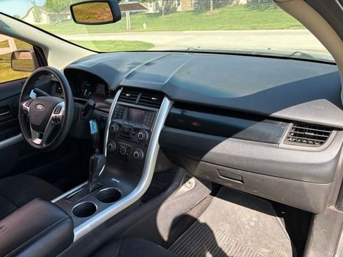 Used 2014 Ford Edge SE FWD image 13