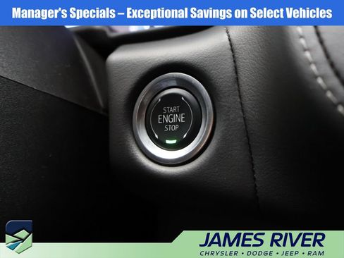 Used 2024 Chevrolet Suburban LT AWD/4WD image 34