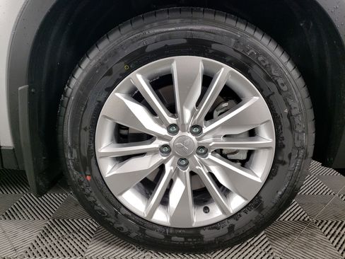 New 2026 Mitsubishi Outlander ES image 7