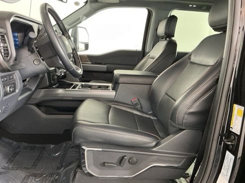 Used 2024 Ford F350 Lariat w/ Lariat Ultimate Package image 18