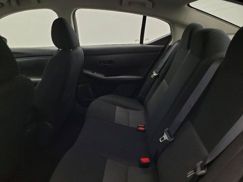 Used 2025 Nissan Sentra SV FWD image 18