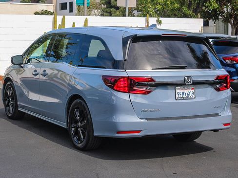 Used 2023 Honda Odyssey Sport image 7