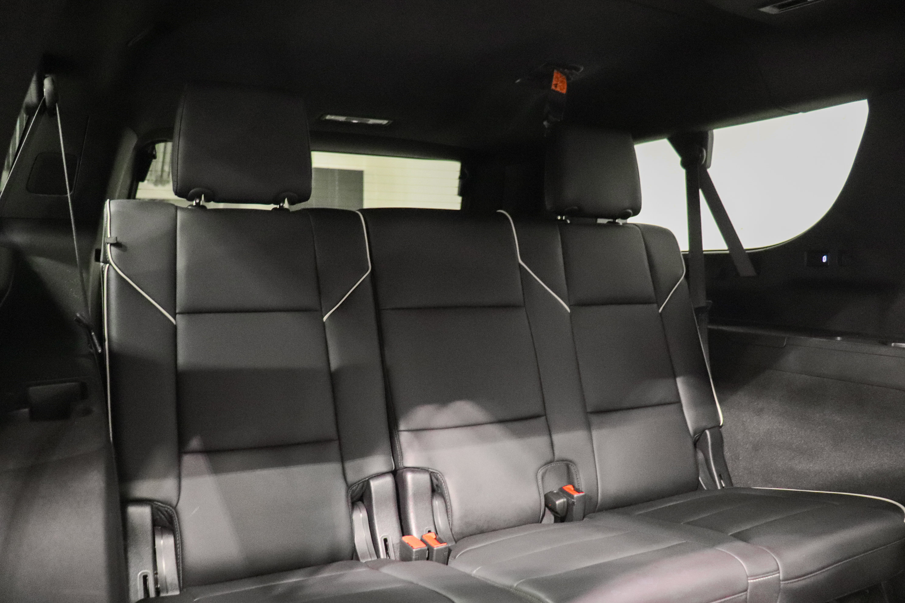 Certified 2023 Cadillac Escalade ESV Premium Luxury AWD/4WD image 24