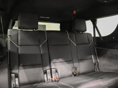 Used 2023 Cadillac Escalade ESV Premium Luxury AWD/4WD image 24