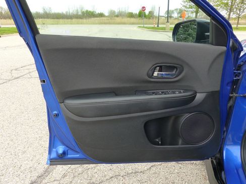 Used 2021 Honda HR-V Sport image 19