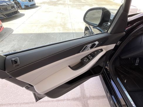 New 2026 BMW X5 sDrive40i w/ M Sport Package image 8