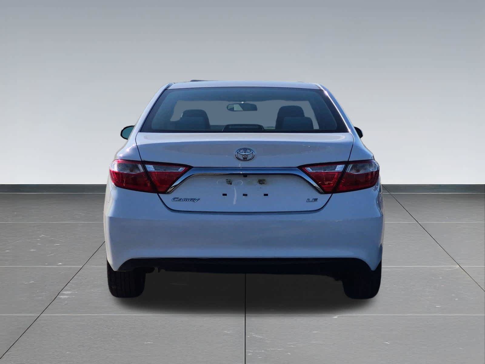 Used 2016 Toyota Camry LE FWD image 5
