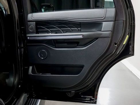 Used 2019 Ford Expedition Platinum image 66