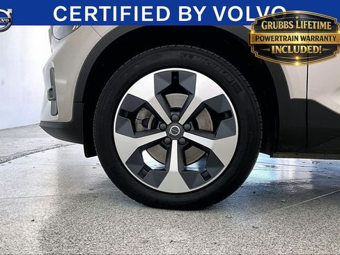 Used 2023 Volvo XC40 B5 Plus w/ Protection Package Premier AWD/4WD image 10