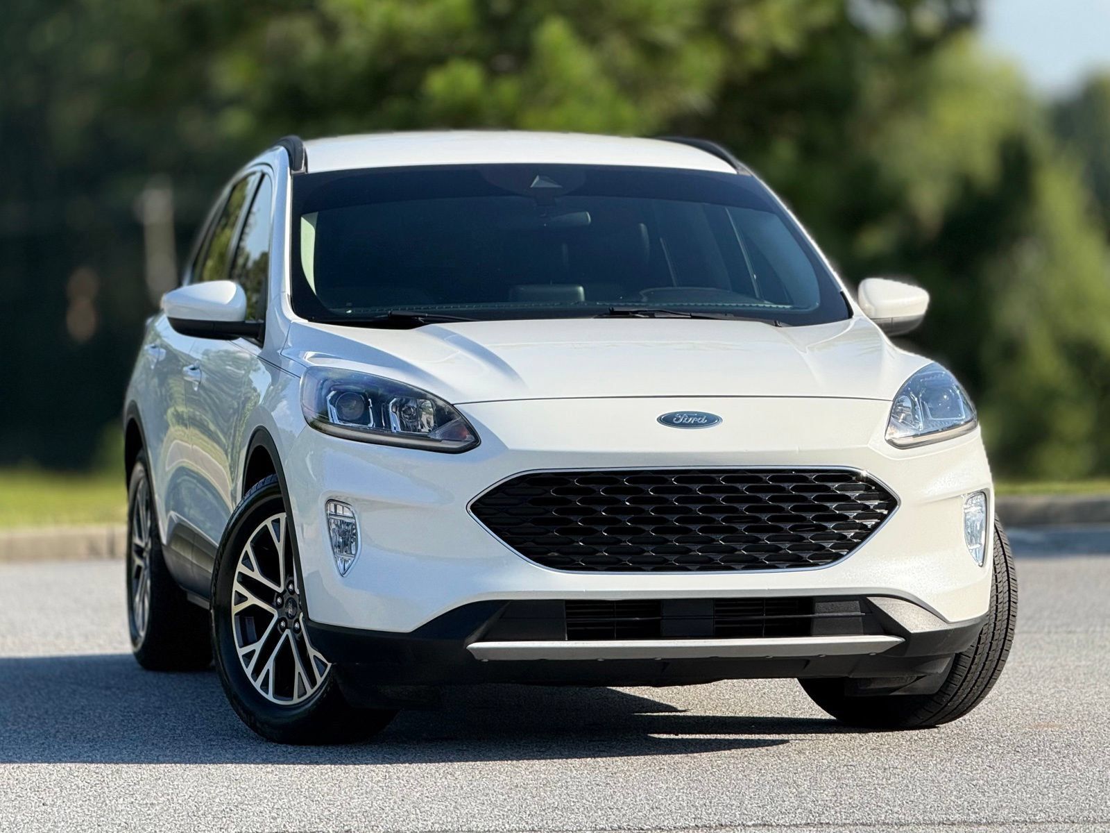 Used 2020 Ford Escape SEL FWD image 4