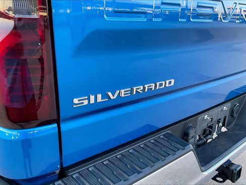 Used 2022 Chevrolet Silverado 1500 LT w/ Texas Edition Plus AWD/4WD image 30