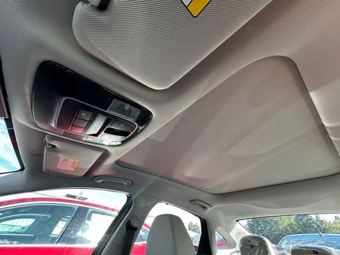 New 2025 Hyundai Sonata Limited image 24