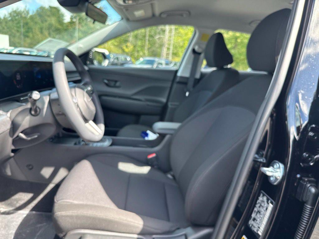 New 2027 Hyundai Kona SE AWD/4WD image 19