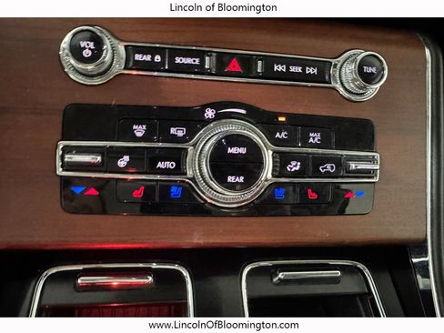 Certified 2022 Lincoln Aviator Reserve w/ Elements Package Plus AWD/4WD image 37