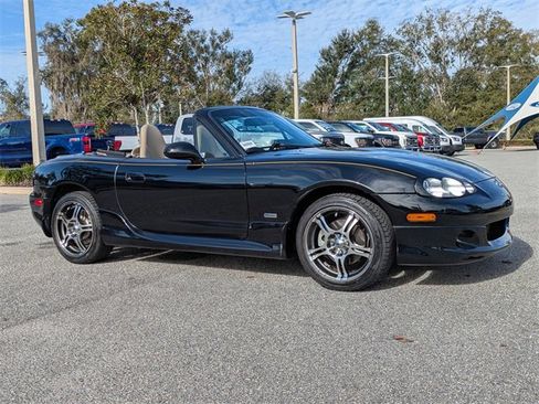 Used 2003 MAZDA MX-5 Miata Base image 2