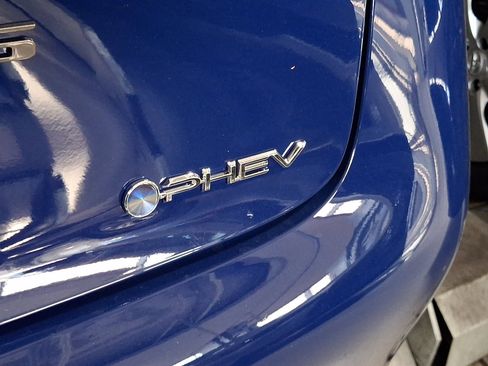 New 2026 Toyota Prius SE image 18