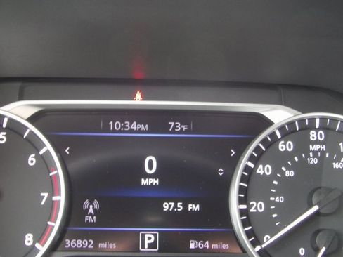 Certified 2024 Nissan Sentra SR image 33