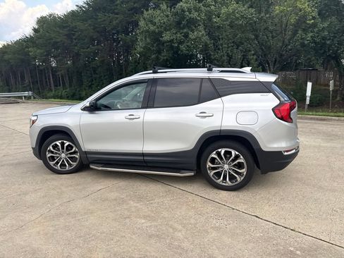 Used 2021 GMC Terrain SLT AWD/4WD image 13