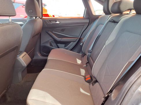 Used 2025 Volkswagen Jetta Sport FWD image 20