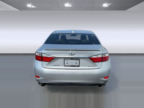 Used 2013 Lexus ES 350 w/ Luxury Pkg image 10