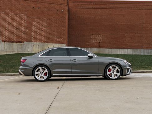 Used 2023 Audi S4 Premium Plus w/ Premium Plus Package image 3