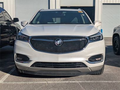 Used 2019 Buick Enclave Essence w/ LPO, Sport Appearance Package