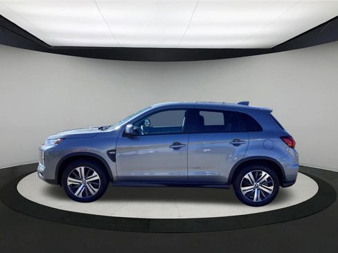 Used 2025 Mitsubishi Outlander Sport ES image 5